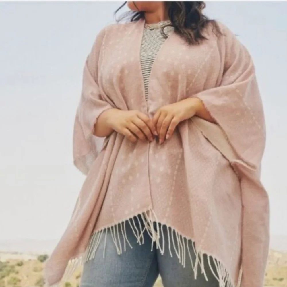 Gentle Fawn Hermosa Kimono - Picture 3 of 8